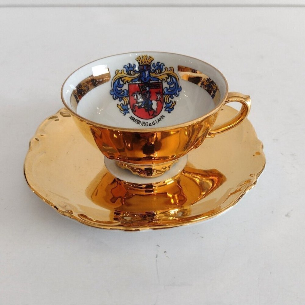 Arzberg Bavaria Porcelain Morburg a.d. Lahn Germany Demitasse Teacup Saucer Gold